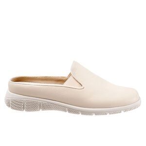 Trotters Womens Uma Beige Shoes (NWT)